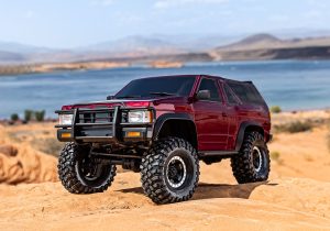 Traxxas TRX-4 Nissan Pathfinder  (110056-4) זחלן